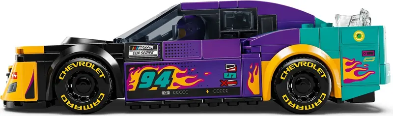 LEGO 76935 NASCAR Next Gen Chevrolet Camaro ZL1 zdjęcie 3