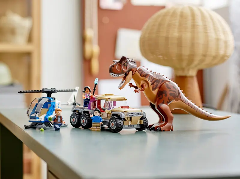 LEGO 76941 Pościg za karnotaurem zdjęcie 10