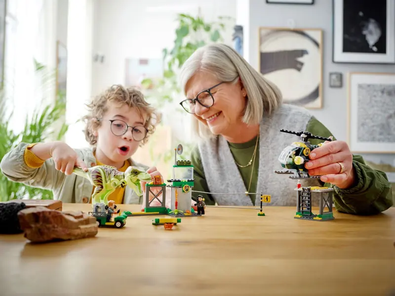 LEGO 76944 Ucieczka tyranozaura zdjęcie 8