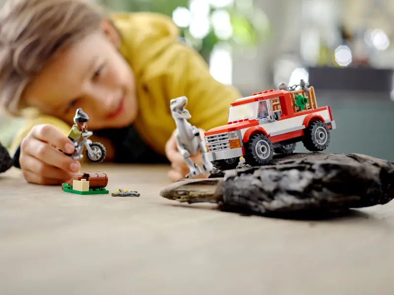 LEGO 76946 Schwytanie welociraptorów Blue i Bety zdjęcie 9