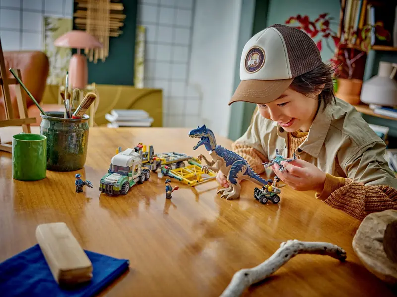 LEGO 76966 Dinomisje: ciężarówka do transportu allozaura zdjęcie 10