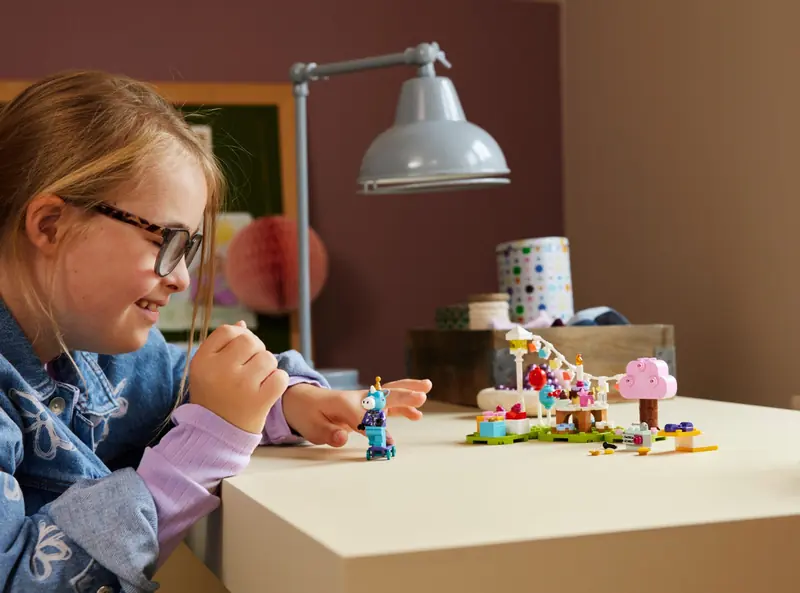 LEGO 77046 Przyjęcie urodzinowe Juliana zdjęcie 7