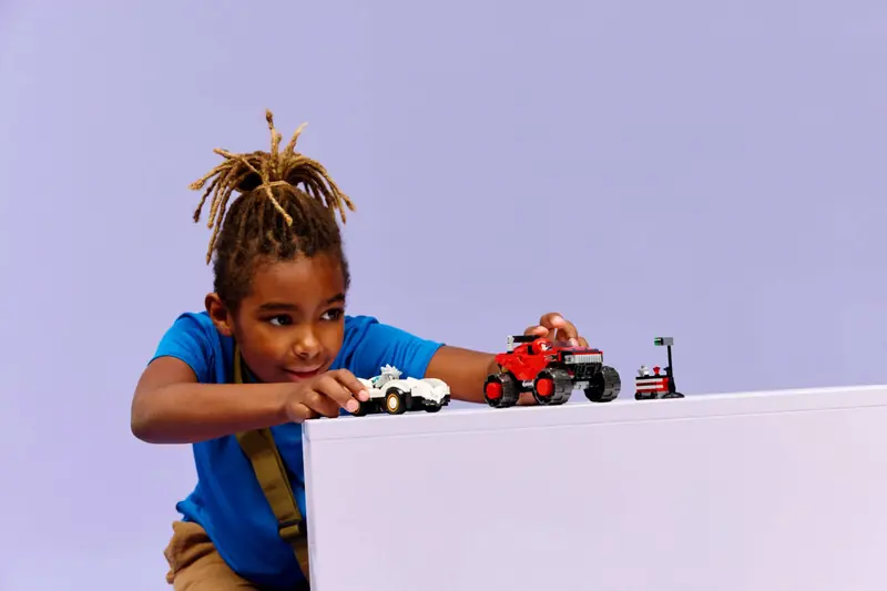 LEGO 77118 Silver w samochodzie kontra Knuckles w monster trucku zdjęcie 11
