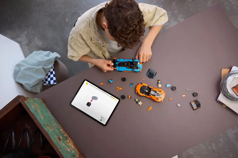LEGO 77238 Lamborghini Revuelto i Huracán STO zdjęcie 9
