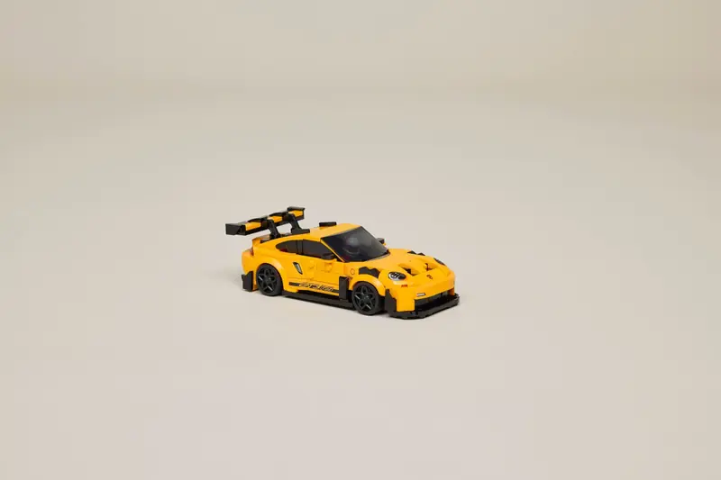 LEGO 77239 Supersamochód Porsche 911 GT3 RS zdjęcie 12