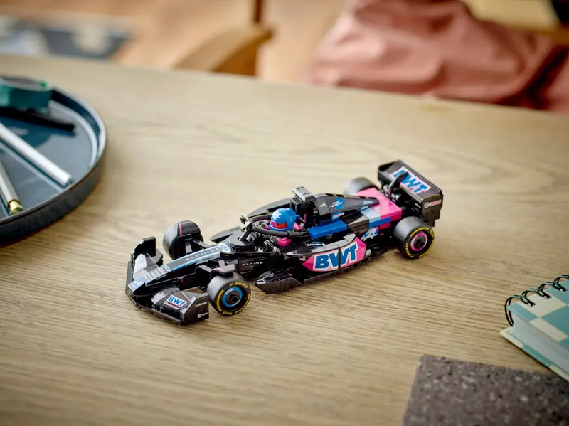 LEGO 77248 Bolid F1 BWT Alpine Team A524 zdjęcie 10