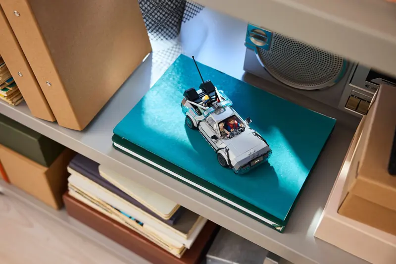 LEGO 77256 Wehikuł czasu z Powrotu do przyszłości zdjęcie 11