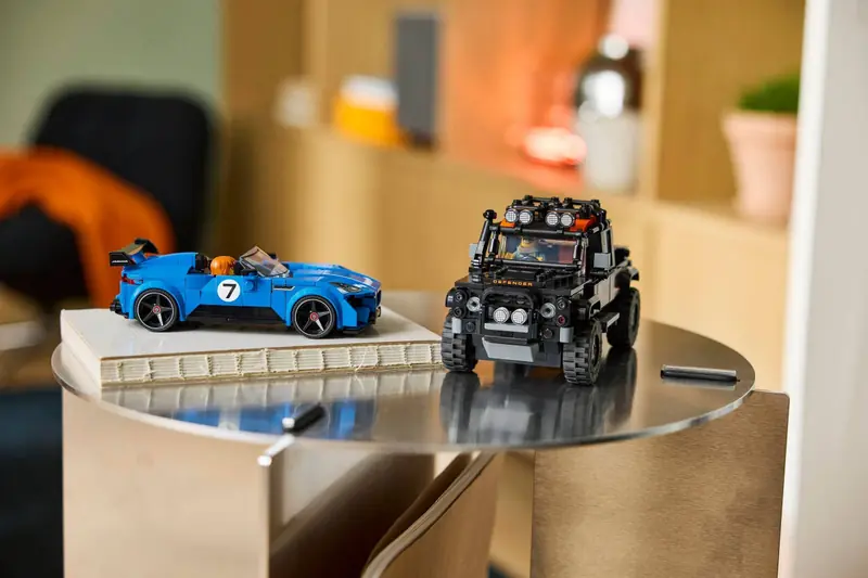 LEGO 77264 Jaguar Project 7 i Land Rover Defender zdjęcie 14