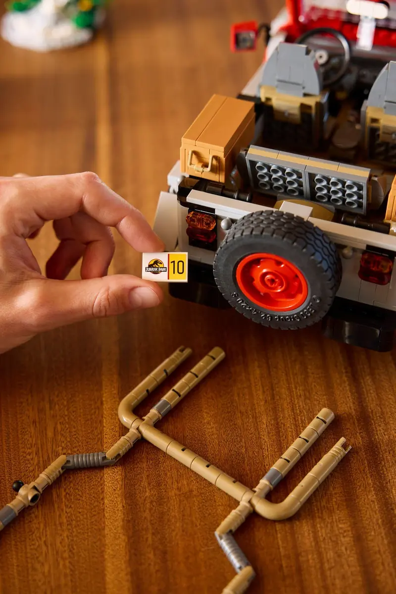 LEGO 77984 Jurassic Park Jeep Wrangler zdjęcie 23
