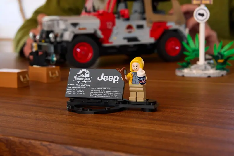 LEGO 77984 Jurassic Park Jeep Wrangler zdjęcie 25