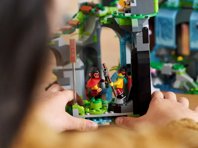 LEGO 80024 Legendarna Góra Kwiatów i Owoców zdjęcie 18