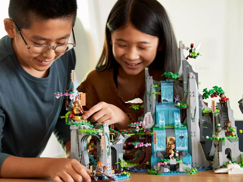 LEGO 80024 Legendarna Góra Kwiatów i Owoców zdjęcie 16