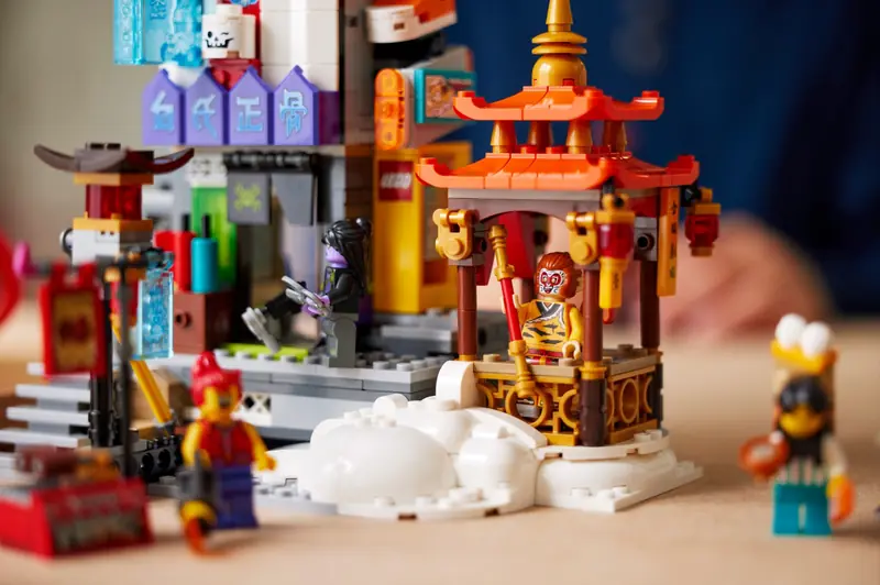 LEGO 80054 5. rocznica Megapolis zdjęcie 10