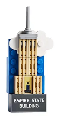 LEGO 854030 Empire State Building Magnet Build