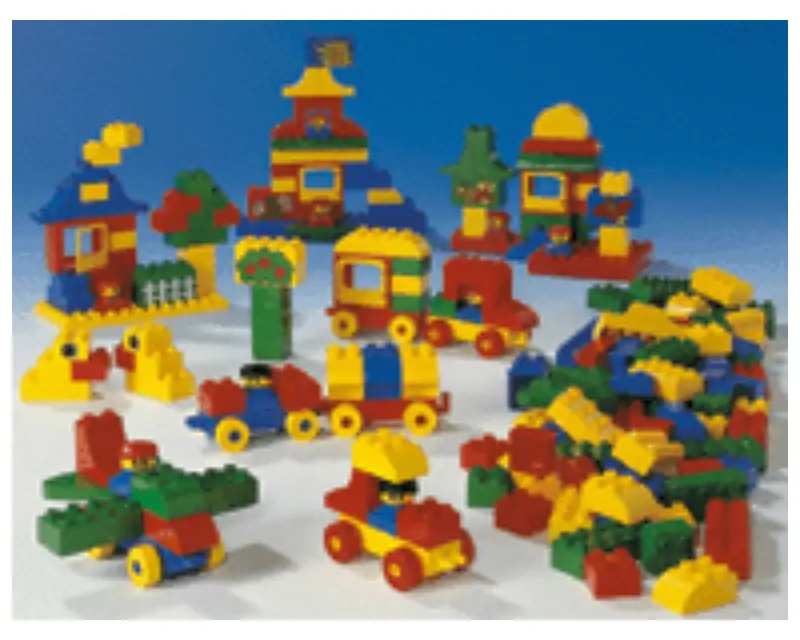 LEGO 9064 Basic Town