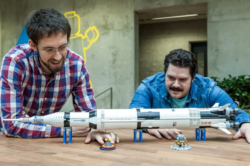 LEGO 92176 Rakieta NASA Apollo Saturn V zdjęcie 15