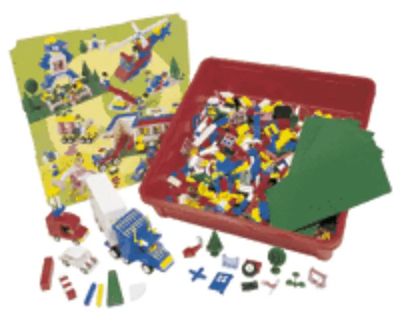 LEGO 9290 Thematic Builder Set