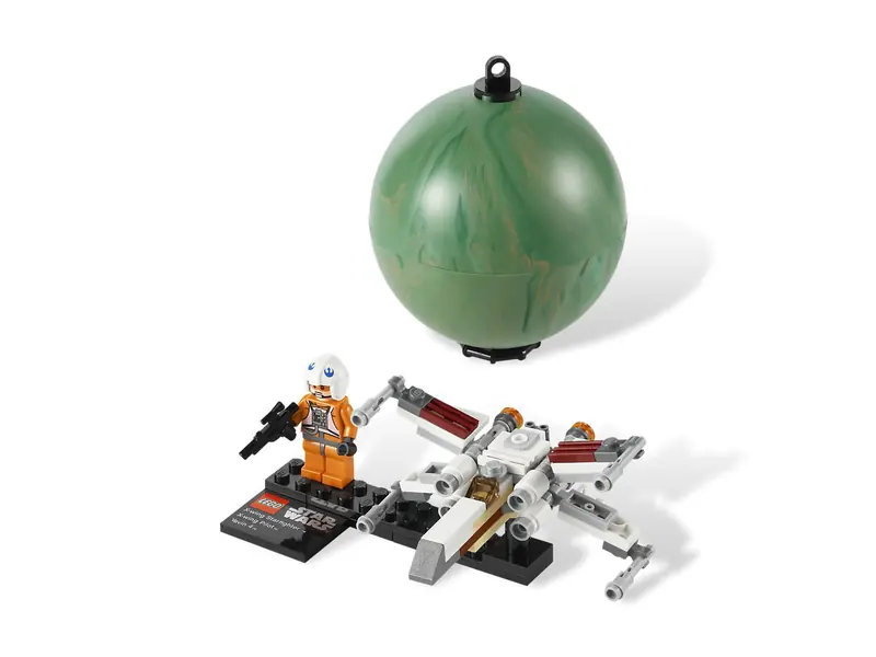 LEGO 9677 X-wing Starfighter™ & Yavin 4™