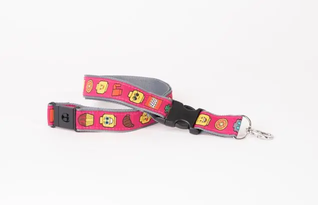 LEGO LANYARD Minifigure Emoji Lanyard (Pink)